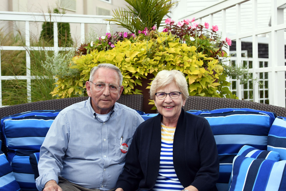 319 Clarence and Carolyn Hoffman.jpg